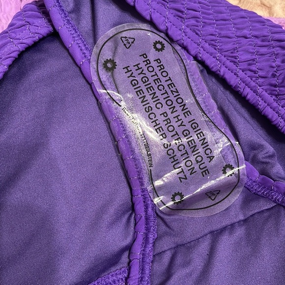 NEW SWIMSUIT - One Piece Asymmetrical Swimsuit with High Waist and Cutout - Picture 7 of 8